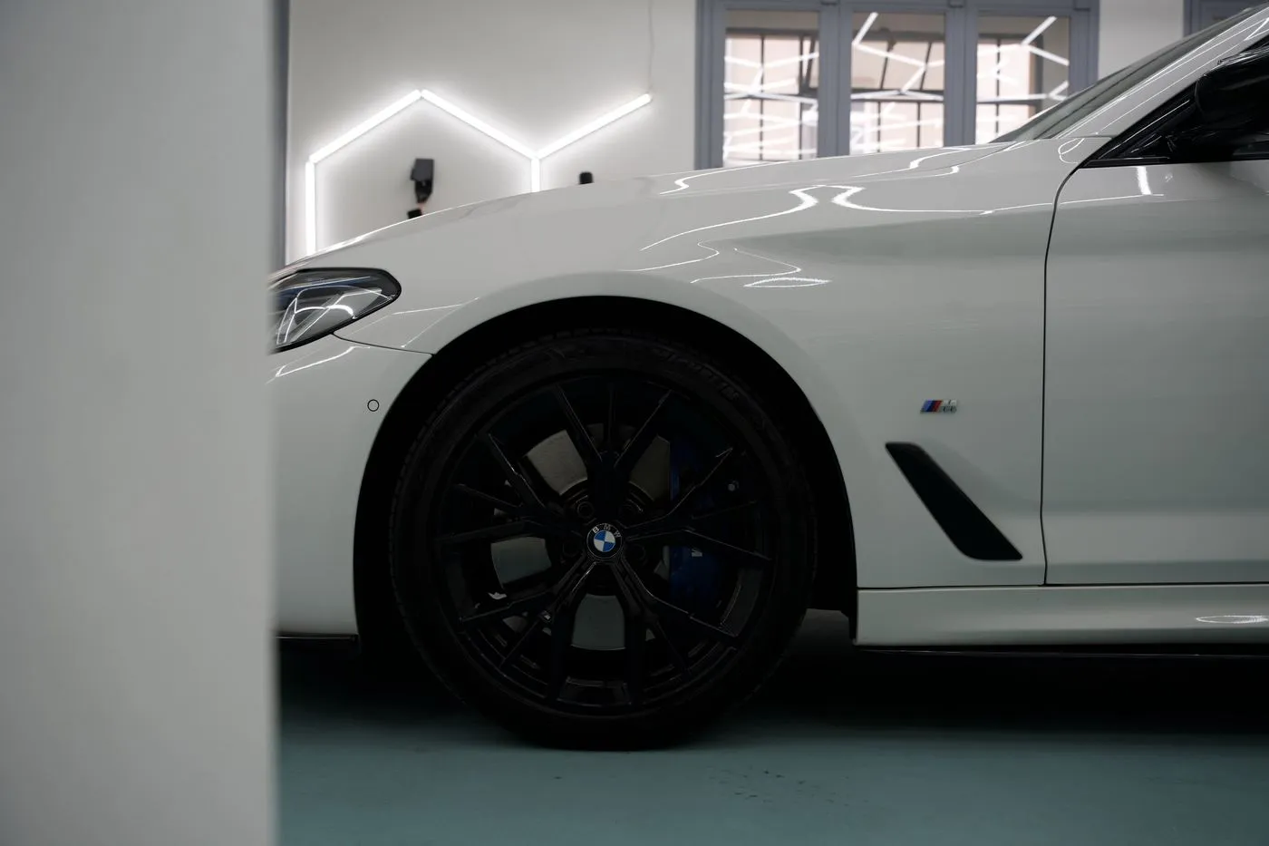 BMW řady 5 — Dr. Chaus